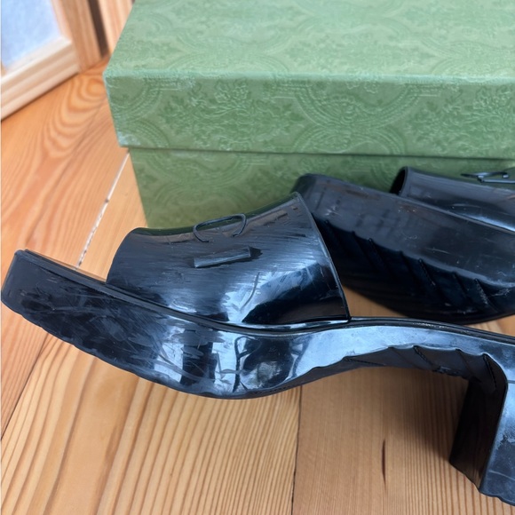 Gucci Black Rubber Sandals - Picture 9 of 9